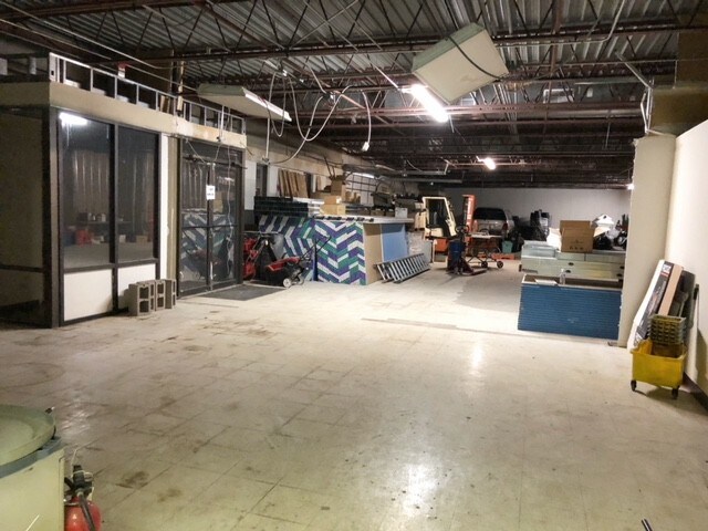 More Photos Of 4775 Paris St, Denver Warehouse For Sale