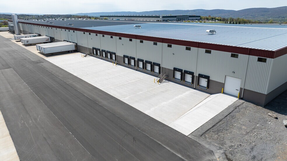 Primary Photo Of 225 Enterprise Way, Pittston Township Warehouse For Lease