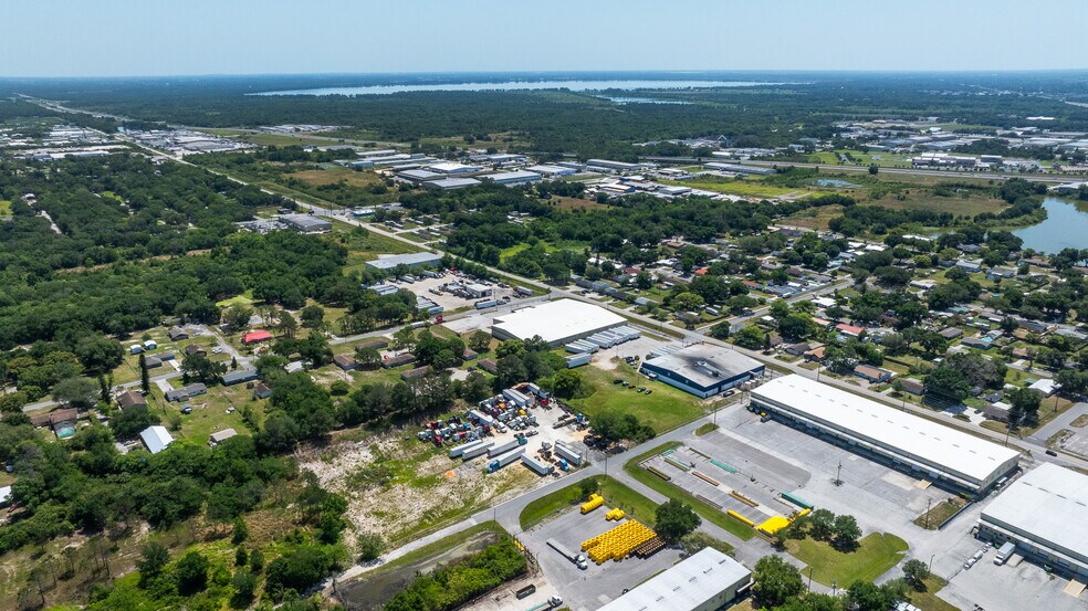 More Photos Of 2715 Crystal Lake Acres Dr, Lakeland Warehouse For Sale