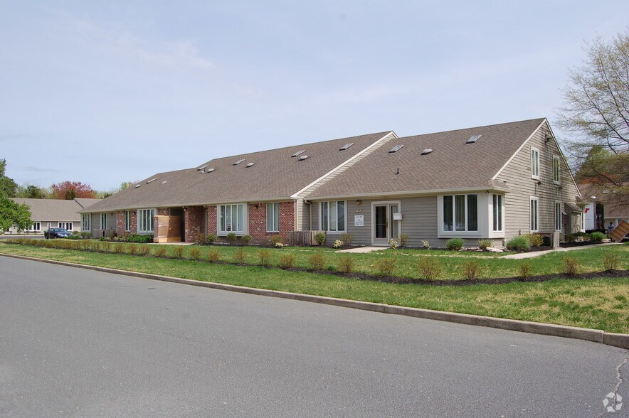 More Photos Of 175 Berlin Cross Keys Rd, Berlin Unknown For Lease