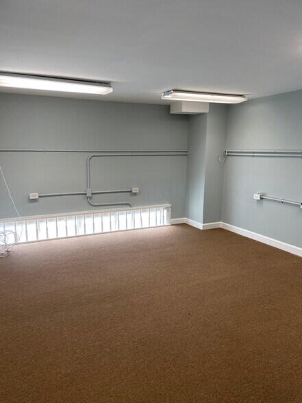 More Photos Of 2000 Bearcat Way, Morrisville Research And Development For Lease