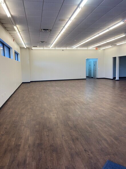 More Photos Of 533 W Nettleton Ave, Jonesboro Freestanding For Sale