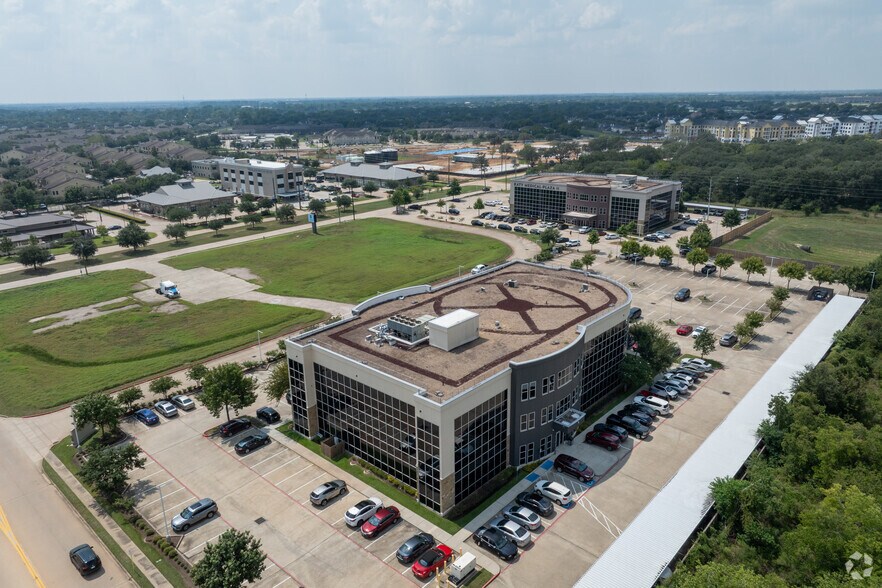 More Photos Of 23510 Kingsland Blvd, Katy Medical For Lease