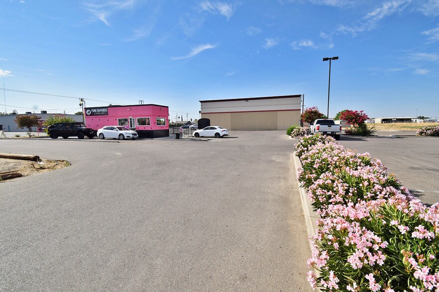 More Photos Of 1940 Crows Landing Rd, Modesto Unknown For Lease