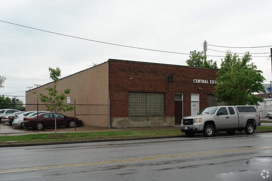 More Photos Of 3202-3204 St Clair Ave, Cleveland Service For Sale