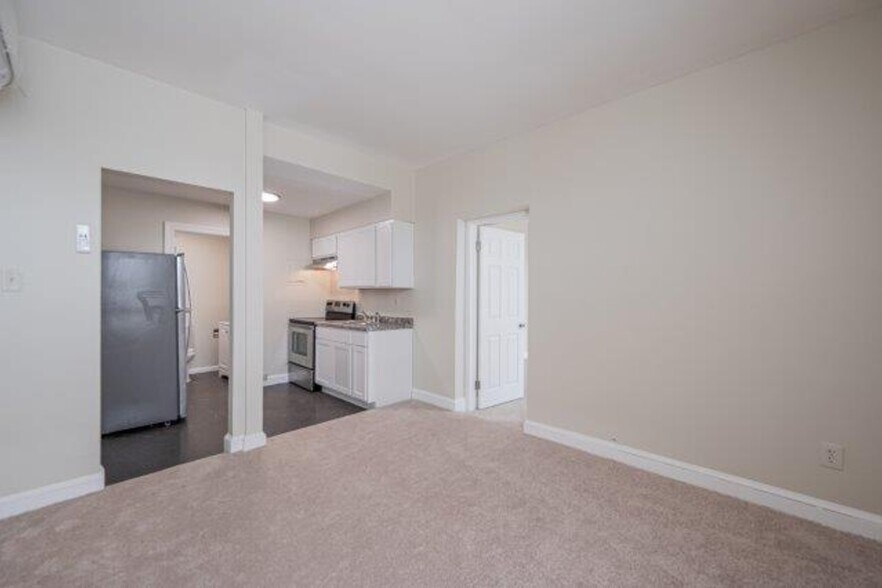 More Photos Of 62-64 W Antietam St, Hagerstown Apartments For Sale