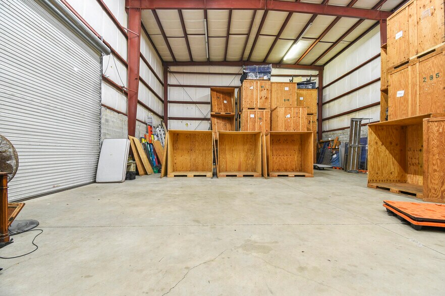 More Photos Of 1324 Mattie St, Saint Augustine Warehouse For Lease