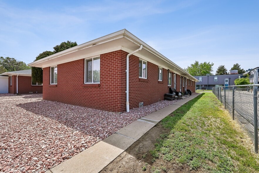 More Photos Of 5250 E Warren Ave, Denver Apartments For Sale