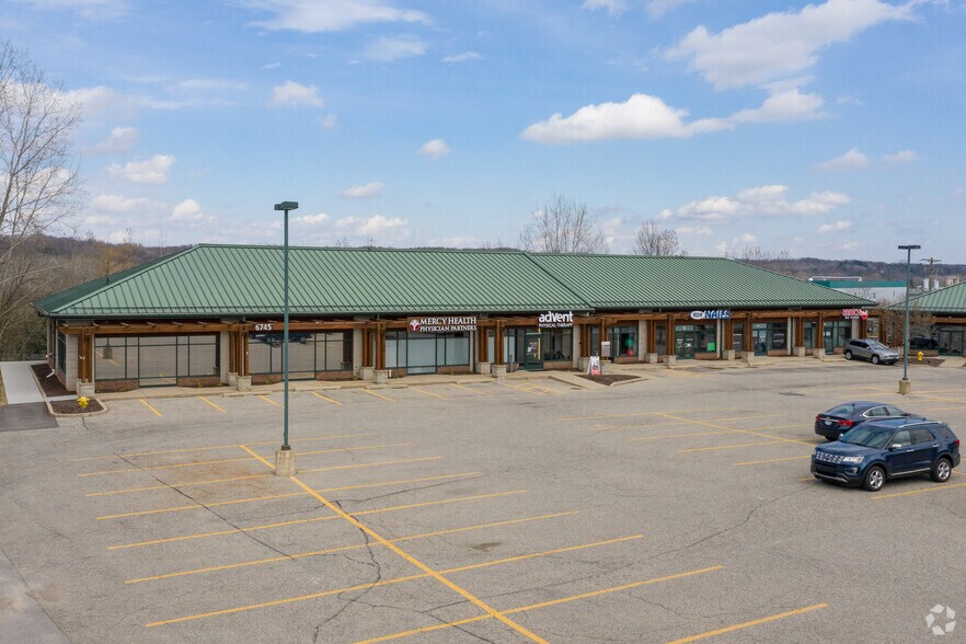 Primary Photo Of 6739-6745 Fulton St, Ada Storefront For Lease