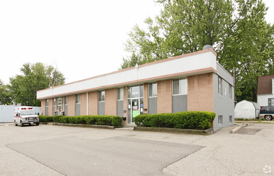 More Photos Of 3929-3933 W Court St, Flint Office For Sale