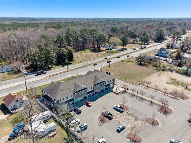 More Photos Of 6824 Colemans Crossing Ave, Hayes Storefront Retail Office For Lease