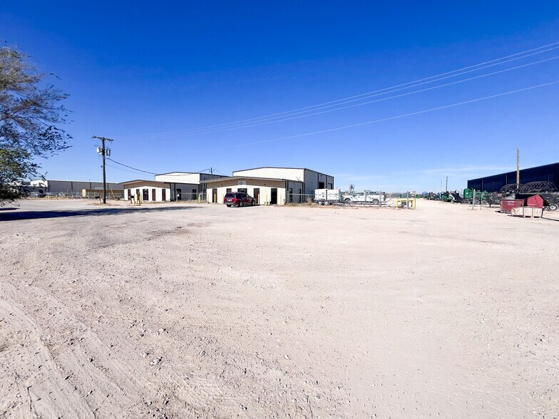 Primary Photo Of 12618 W County Road 133, Odessa Industrial For Lease