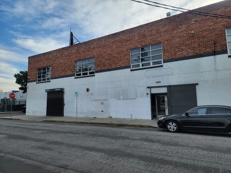 More Photos Of 1800 Essex St, Los Angeles Office Residential For Lease