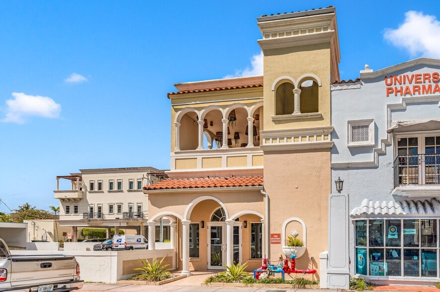 More Photos Of 223 Valencia Ave, Coral Gables Restaurant For Lease