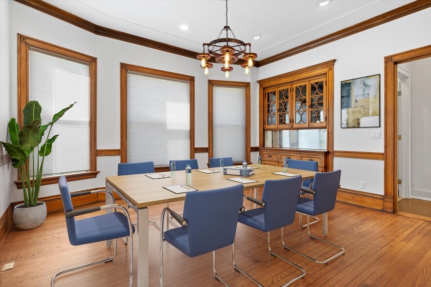 More Photos Of 124 W North Ave, Milwaukee Daycare Center For Sale