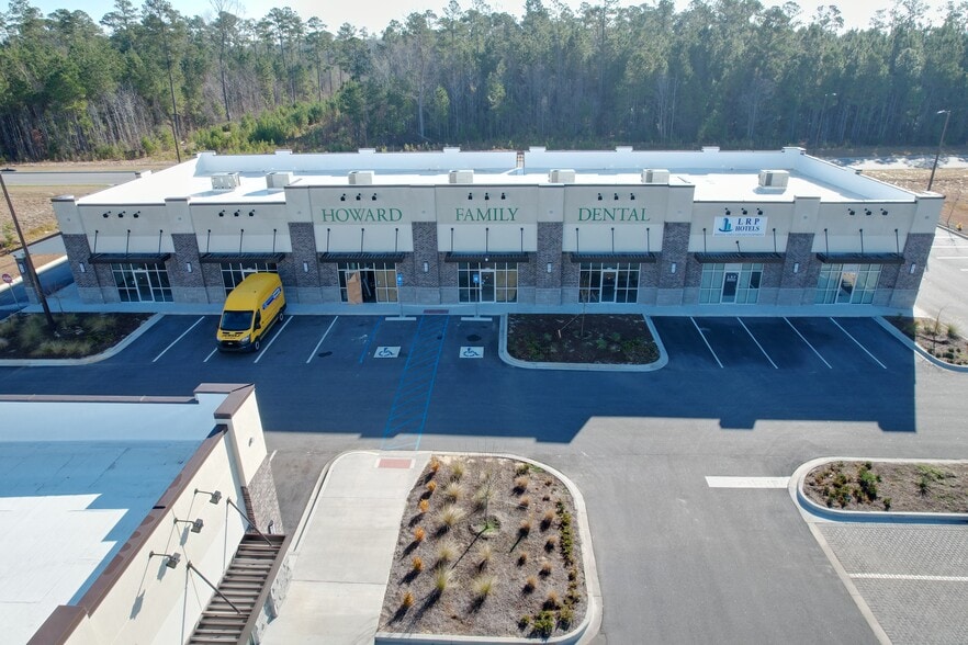 More Photos Of 101 E Marketplace Way, Pooler Storefront Retail Office For Lease