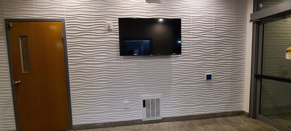 More Photos Of 2009 Summer St, Stamford Office For Lease