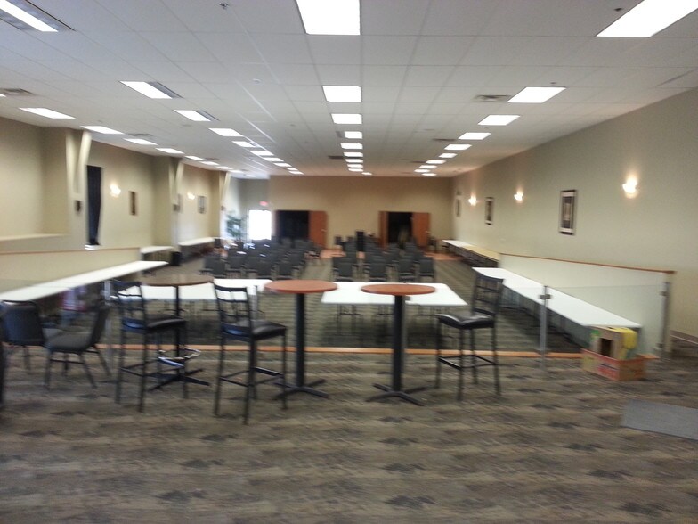 More Photos Of 277 Industrial Dr, Columbus Bowling Alley For Sale