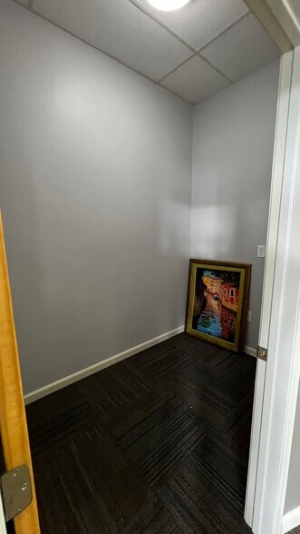 More Photos Of 3750 Virginia Beach Blvd, Virginia Beach General Retail For Lease