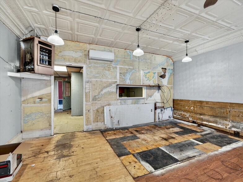 More Photos Of 9 S Main St, Manchester Storefront Retail Residential For Sale