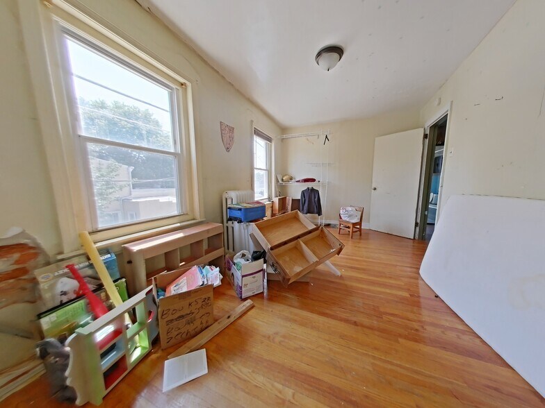 More Photos Of 1622 Womrath St, Philadelphia Apartments For Sale