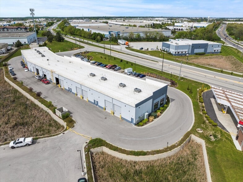 More Photos Of 1414-1440 Bolingbrook Dr, Romeoville Distribution For Lease