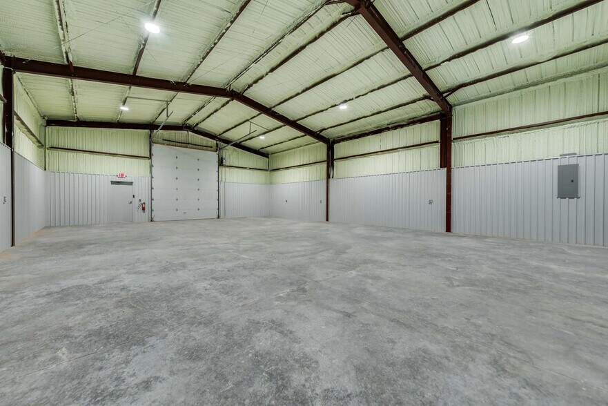 More Photos Of 1714 N FM 1788, Midland Warehouse For Lease