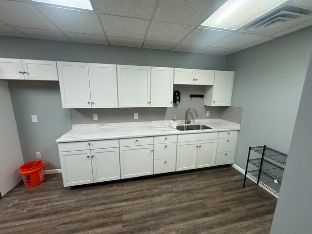 More Photos Of 3208 Pennington Dr, Wilmington Flex For Sale