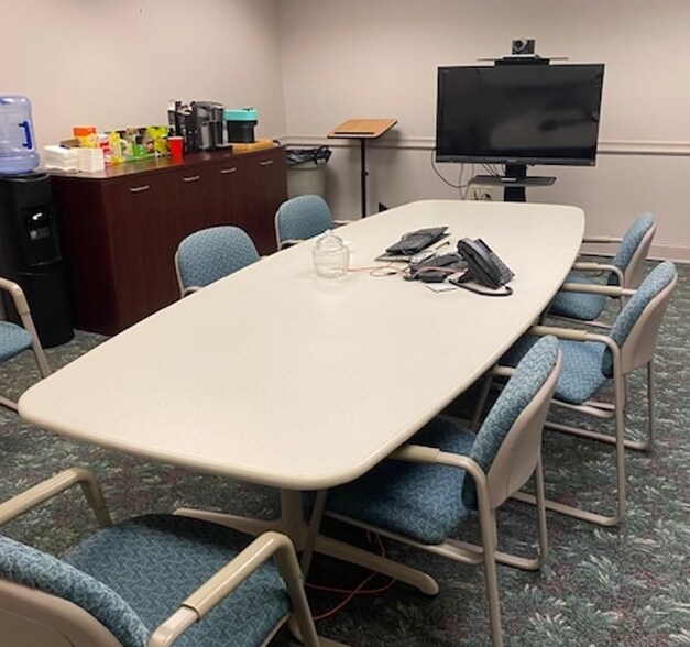 More Photos Of 122 Hills Plz, Charleston Office For Lease