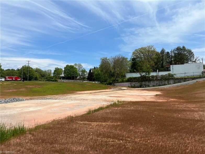 More Photos Of 455 Franklin St, Mount Airy Land For Sale