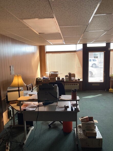 More Photos Of 323 5th Ave, Troy Storefront For Sale