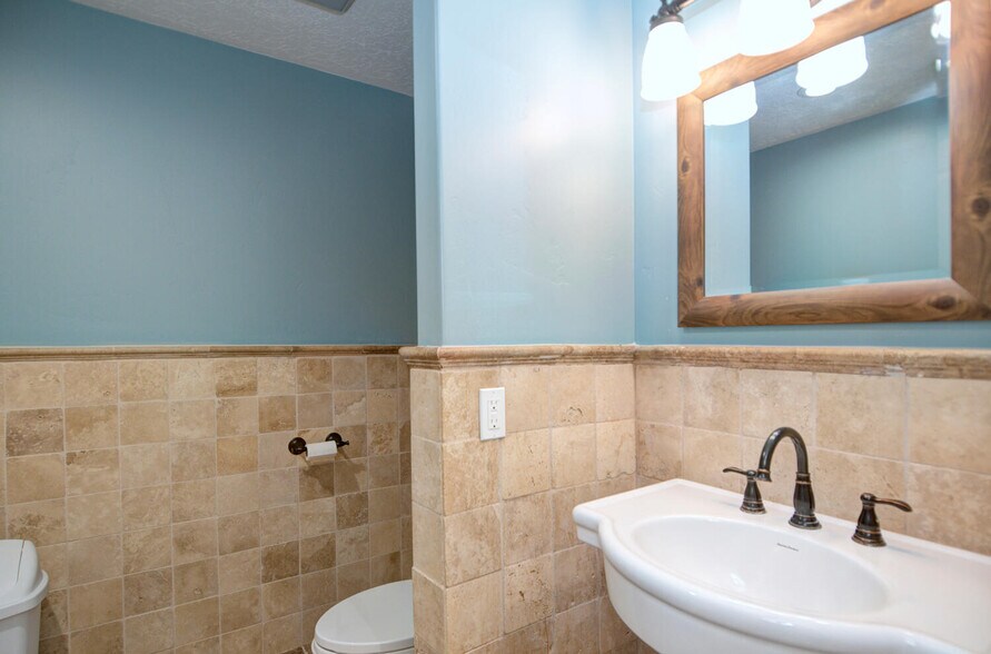 More Photos Of 485 S 100 E, Bountiful Office Residential For Sale