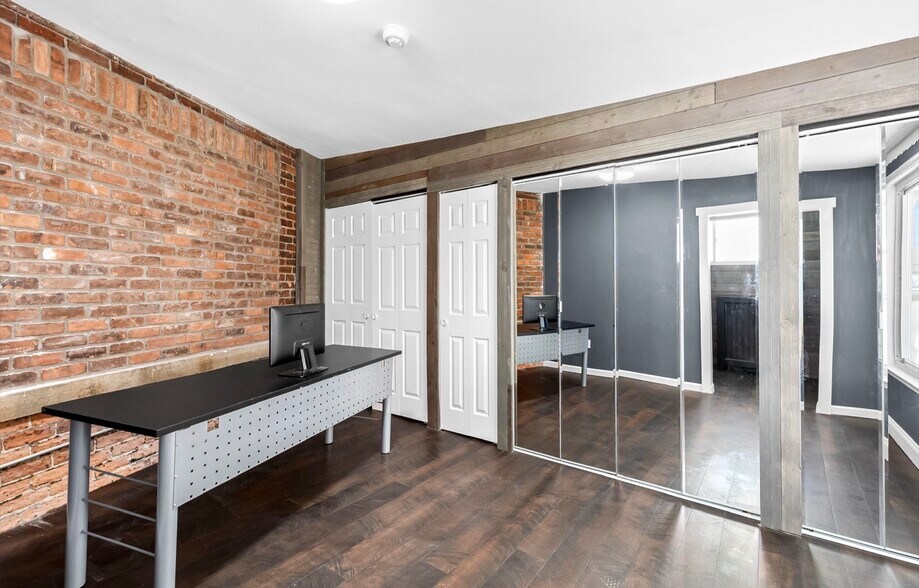 More Photos Of 22917-22919 Woodward Ave, Ferndale Storefront Retail Residential For Sale
