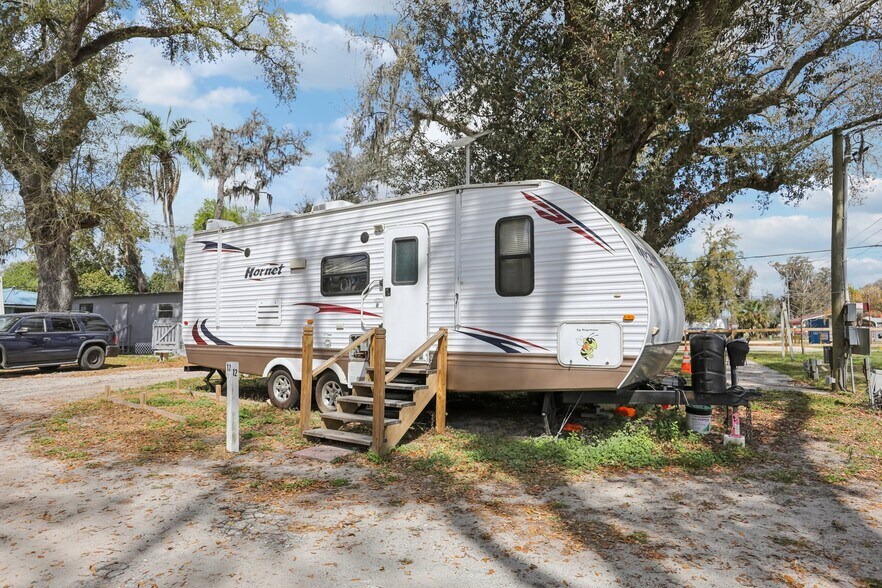 More Photos Of 4233 Gall Blvd, Zephyrhills Manufactured Housing Mobile Home Park For Sale