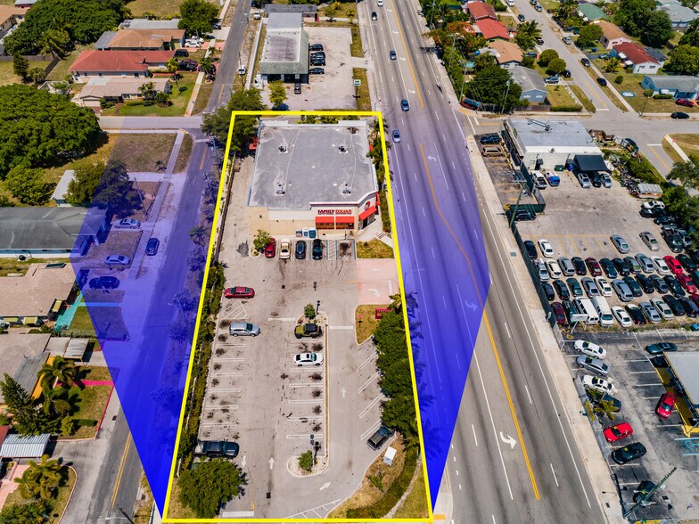 More Photos Of 633 W Pembroke Rd, Hallandale Beach Freestanding For Sale