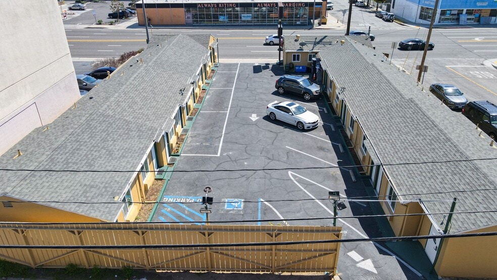 More Photos Of 3101 E Pacific Coast Hwy, Signal Hill Hotel For Sale