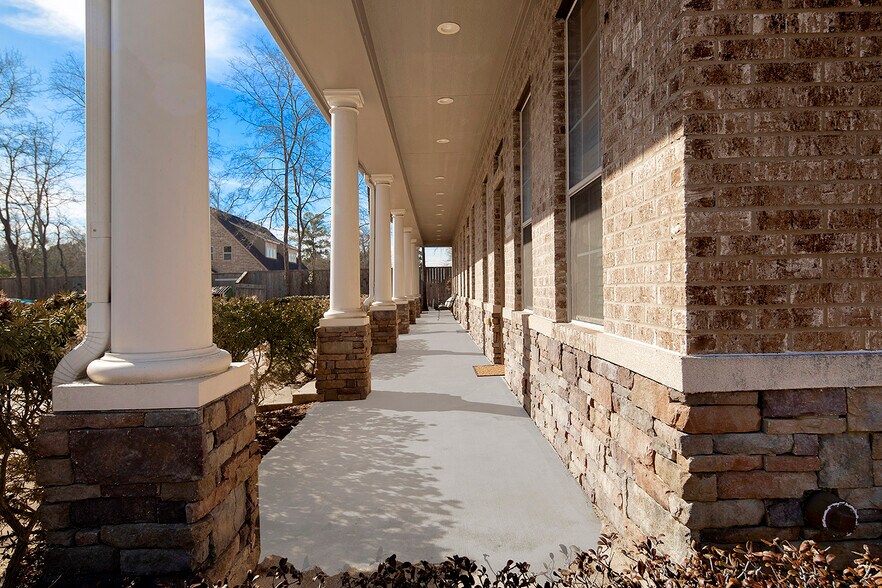 More Photos Of 25511 Budde Rd, The Woodlands Office For Lease