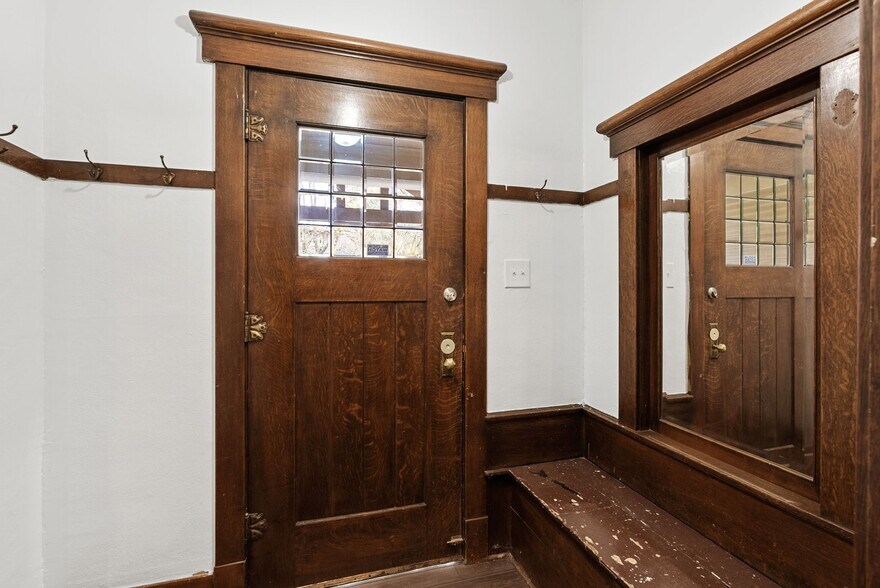 More Photos Of 2002 W 8th Ave, Spokane Multifamily For Sale