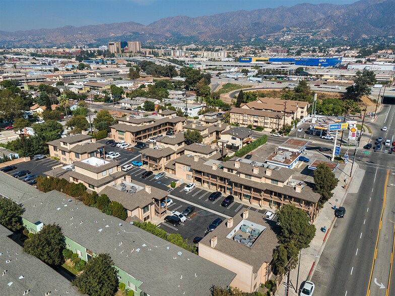 More Photos Of 209 W Alameda Ave, Burbank Loft Creative Space For Sale