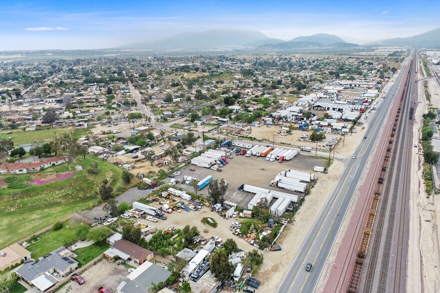 More Photos Of 2035 W 1st St, San Bernardino Land For Sale