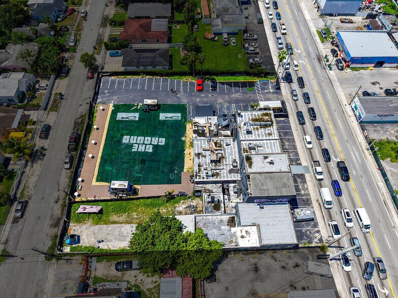 More Photos Of 728 NW 79 Street, Miami Bar For Sale