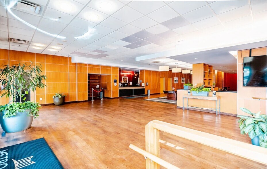 More Photos Of 8500 Annapolis Rd, New Carrollton Hotel For Sale