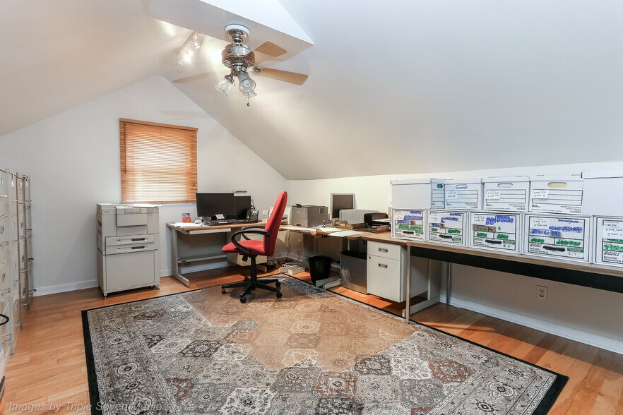 More Photos Of 1328 Main St, Crete Office For Sale