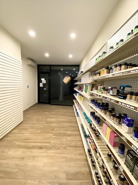 More Photos Of 54-10 Flushing Ave, Flushing Storefront Retail Residential For Lease