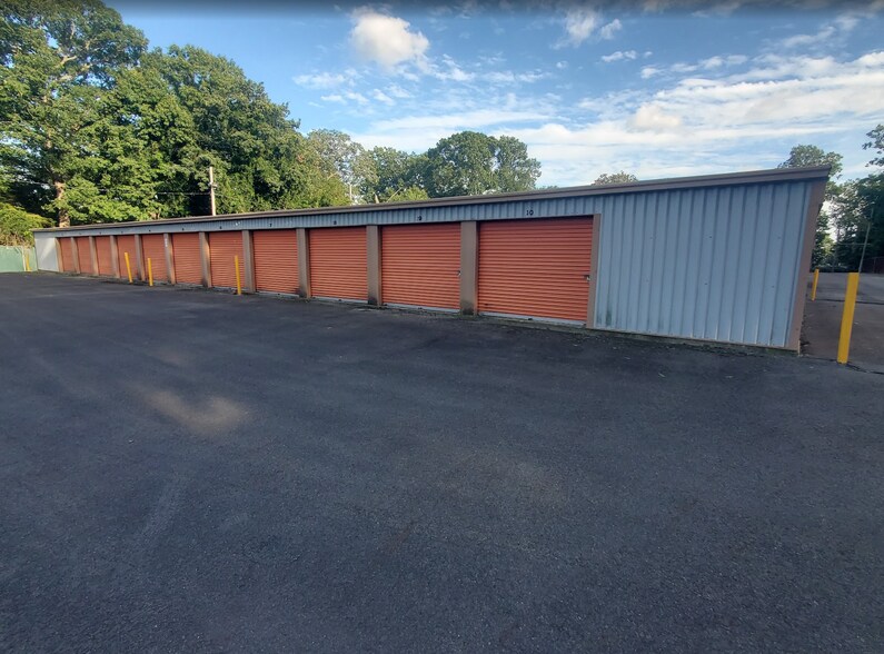 More Photos Of 408 Trenton Rd, Browns Mills Self Storage For Sale