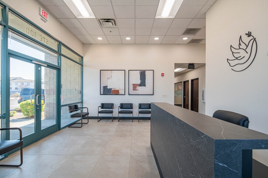 More Photos Of 12515 W Bell Rd, Surprise Office For Lease