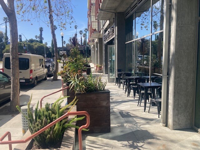 More Photos Of 175 S Ventura Ave, Ventura Apartments For Lease