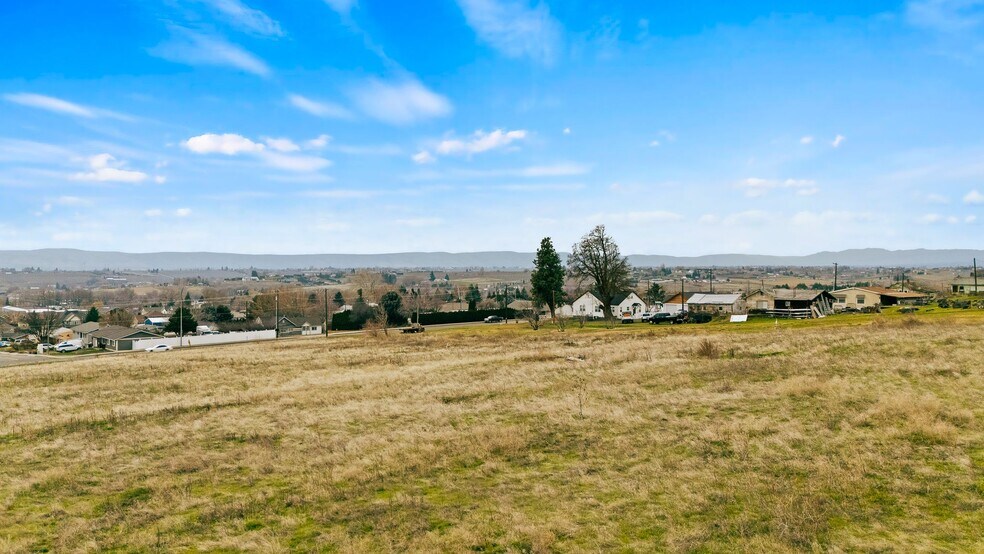 More Photos Of Summitview Ave Ave, Yakima Land For Sale