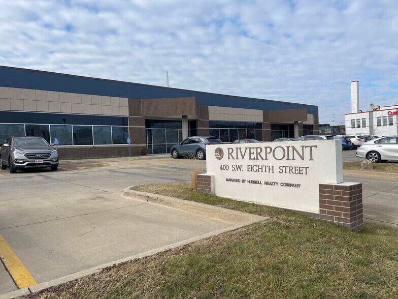 More Photos Of 400 SW 8th St, Des Moines Medical For Sale