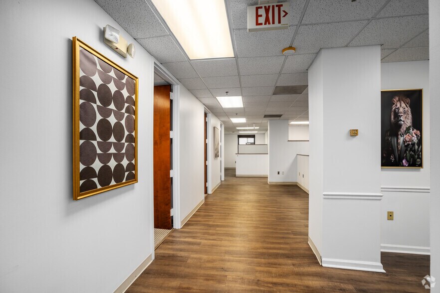 More Photos Of 121 S Broad St, Philadelphia Coworking Space